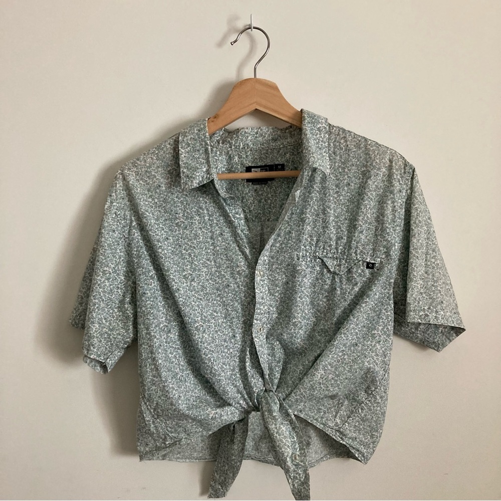 Custom Cropped Rip Curl Shirt, Size M